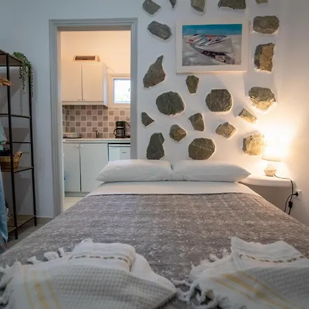 Lägenhet Azuro Apartments Naxos *