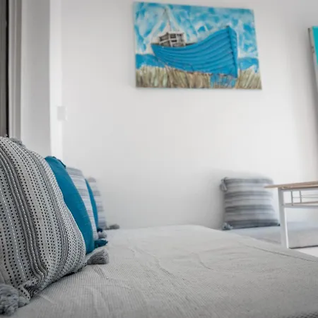 Azuro Apartments Naxos *