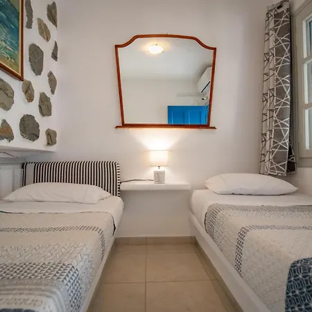 Azuro Apartments Naxos *