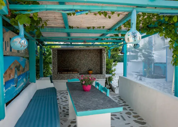 Azuro Naxos * Naxos City